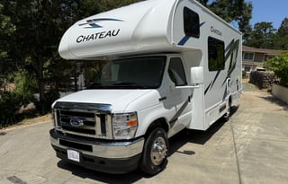 2025 Thor Chateau 21Z... 24 Ft... Easy to Drive...