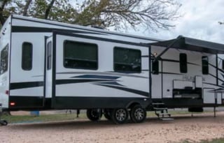 2020 Heartland Milestone 377MB