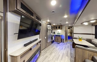 2022 CrossRoads Zinger 333D Travel Trailer