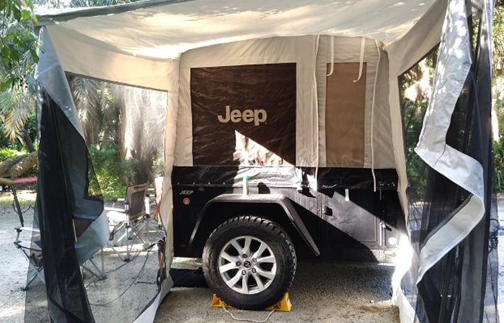 Awning has optional curtains