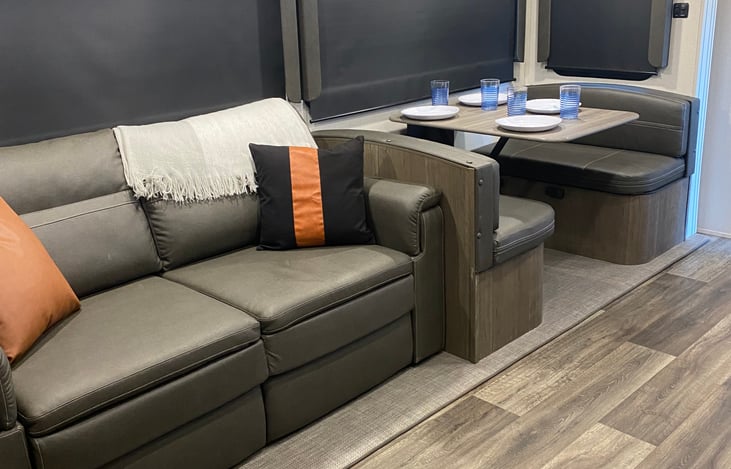 Couch that folds to bed.