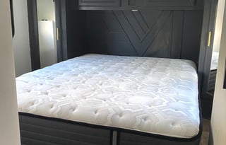 2011 KZ Durango D275RE