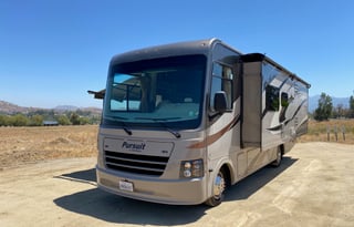 2017 Coachmen Pursuit 30 FW - NO SPECIAL DL NEEDED