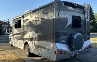 Rolling Comfort: Cozy 2008 Itasca Cambria 26ft