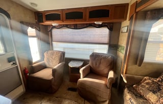 2010 Keystone RV Cougar 276RLS