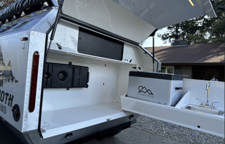 2023 Mammoth Overland HV