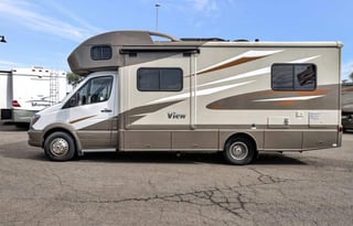 Luxury RV with optional King bed!