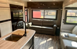 Luxury rear living Jayco Eagle HT 280RSOKh
