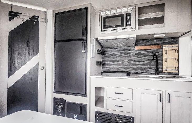 Fridge/Microwave/Kitchen Sink