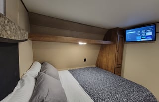 ★BUNKS★QUEEN★