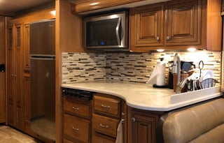 Family approved fully equipped RV Sleeps 5
