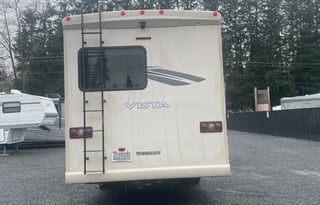 2018 Winnebago Vista 27PE