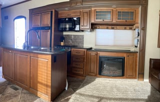 2013 Heartland Bighorn 3260 Elite