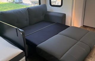 Modern Vibe 26BH/Perfect for Family/Bring the Pets