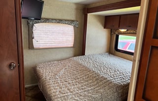 2013 Forest River RV Sunseeker LE 2250LE Chevy