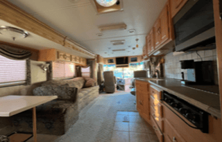 2005 Coachmen RV Sportscoach Cross Country 385 DS