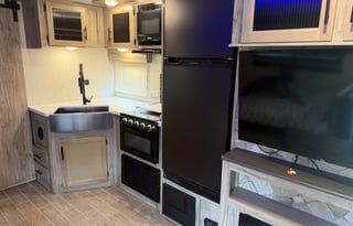 Red River Gorge Alpha Wolf Camper | Pet Friendly