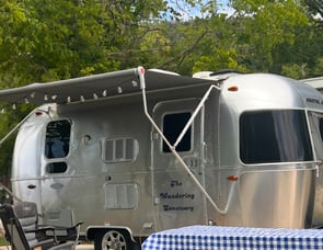 Airstream Flying Cloud