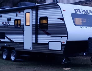 Palomino Puma XLE Lite 24BHC