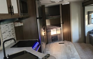 2020 Prime Time RV Avenger ATI 27DBS