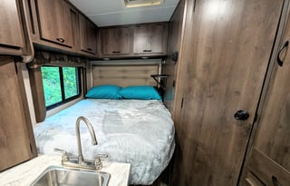 2018 Appalachian Adventure Motorhome