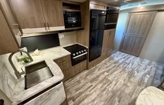 Grand Design Imagine 2600RB (BRFL 1447)