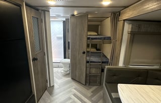 2022 Forest River Wildwood HG Hyper-Lyte 26BHHL