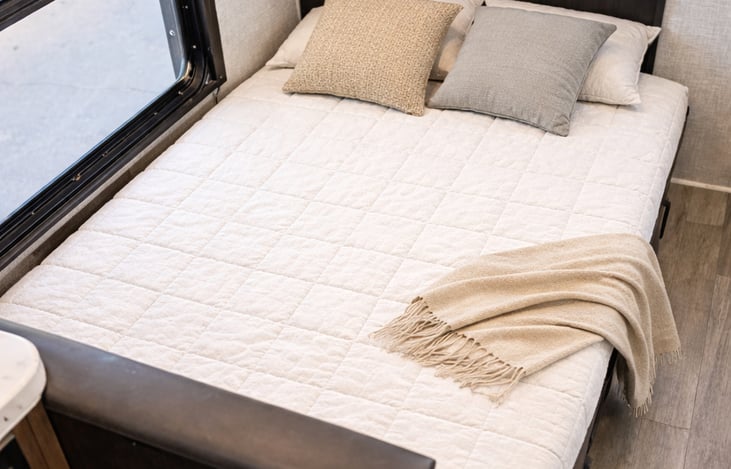 Dinette folds into a bed