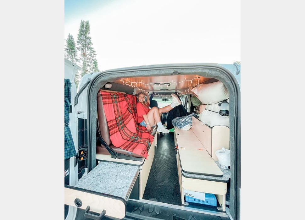 Class B Camping Van rentals in North St. Paul