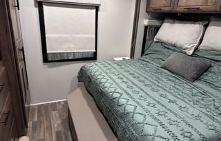 Entegra Accolade XT 35L - Adventure awaits