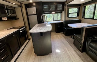 Escape-o-Rama: Your Tranquility Retreat Awaits!