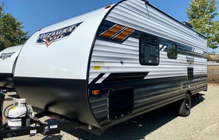 2021 Forest River Wildwood X-Lite T178DB Bunkhouse