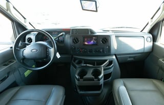 2020 Winnebago Minnie Winnie  31f - w/ Starlink