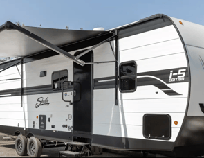 Coachmen RV SHASTA 530QBQ