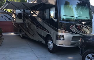 2017 Thor Motor Coach RB