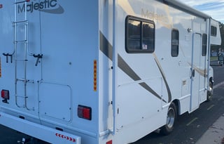 2014 Thor Motor Coach Four Winds 23A Grizzly3