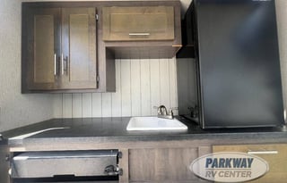 Big Boy Toys & RV Rentals Sunset Trail 331BH