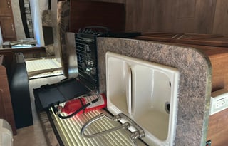 2010 Jayco Jay Feather EXP 213 (Very clean camper)