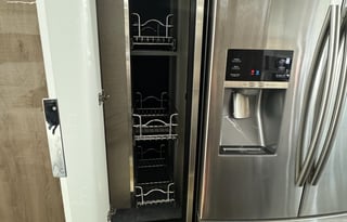 Luxury RV with flexible hosts.