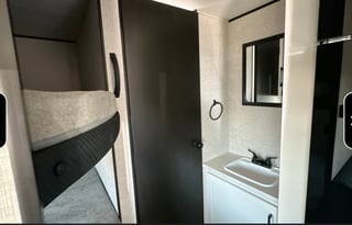 Family Jayco RV sleeps 10