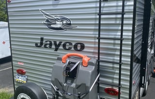 The Jay Bird's Home on the Road