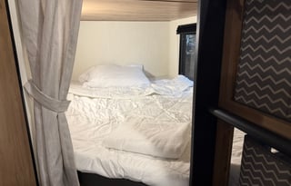 2025 Campsite Ultra – Bunks, Delivery, Sleeps 8