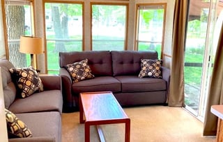 Yogi Bear ™ Hide-A-Way