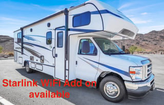 Gently Used Spacious 2023 Forest River Sunseeker