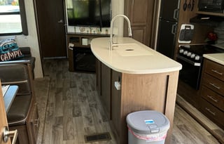 Lady Cougar 2020 Keystone