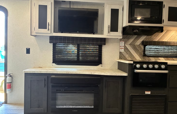 Electric Fireplace & Flatscreen TV