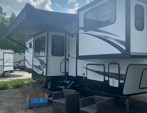 Forest River RV Sabre 37FLH