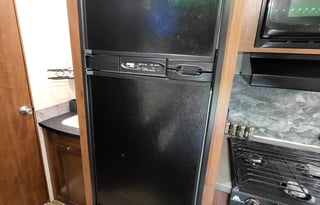 2017 Jayco - Sleeps 8- Delivery Available