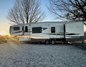 Forest River RV Cedar Creek 38FL