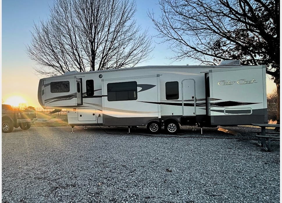 Fifth Wheel rentals in 
